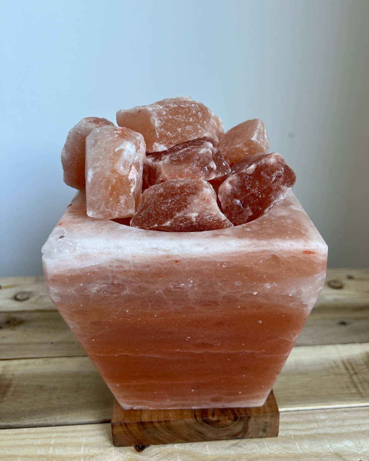 Himalaya zoutsteen vuurschaal vierkant handgemaakt met warme sfeerverlichting en kabel