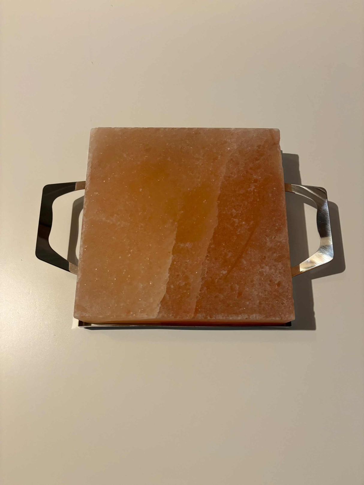 Himalaya Zoutsteen vierkante kook- en serveerplaat met RVS frame, 20x20x4cm, geschikt voor BBQ en ovengebruik