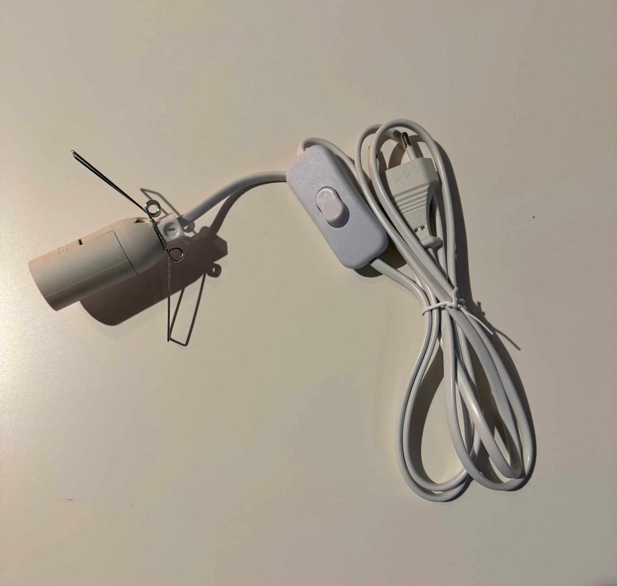 White Power Cord with Switch for Himalayan Salt Lamps – E14 Fitting