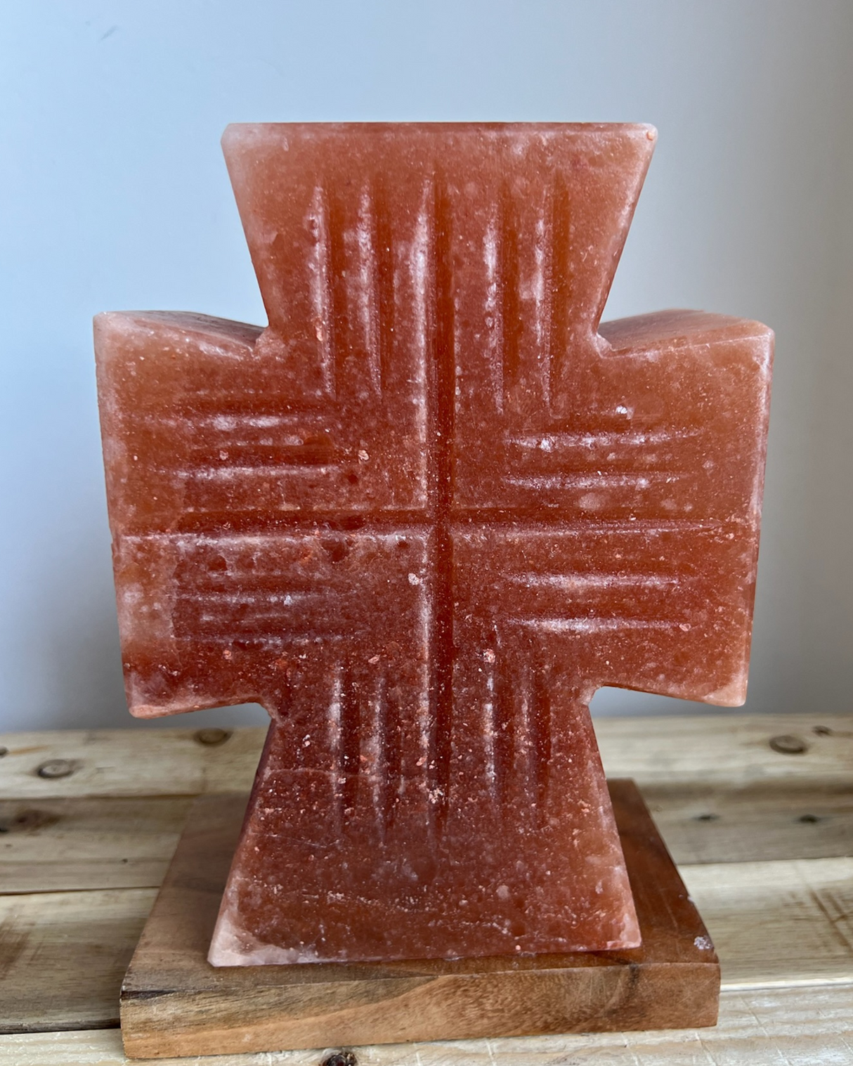 Christus Kruis Himalaya zoutlamp, natuurlijke roze tint, 5.0 kg