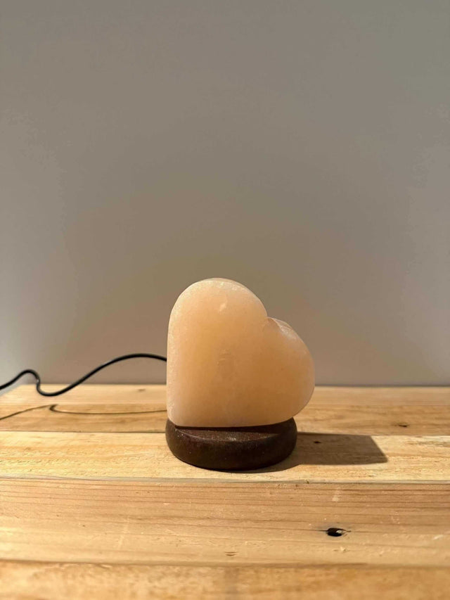 Himalaya USB zoutlamp in hartvorm, roze kleur, handgemaakt sfeerverlichting met USB aansluiting